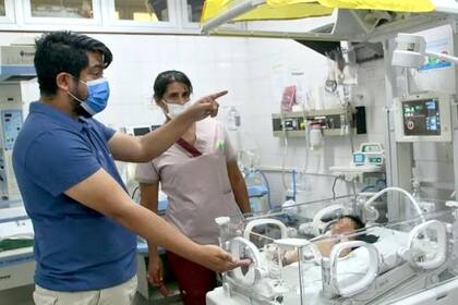 Imagen ilustrativa de un área de alta complejidad del Hospital Perrando, donde estuvo internado el bebé. Foro: Gobernación de Chaco