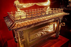 Imagen ilustrativa del Arca de la Alianza replicada para la película Indiana Jones y los cazadores del arca perdida