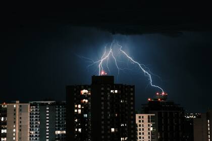 (Imagen ilustrativa) Las tormentas en Texas mantienen alerta a la población