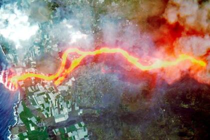 Imagen por satélite del avance de la lava en La Palma, este jueves según reportes de la Unión Europea
