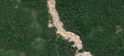 Imagen satelital de una mina de oro en el Esequibo.
