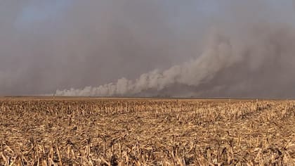 El fuego comenzó en Copacabana, 140 kilómetros al norte de la capital cordobesa