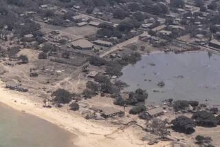 Las imágenes que revelan el antes y el después de la erupción del volcán en Tonga
