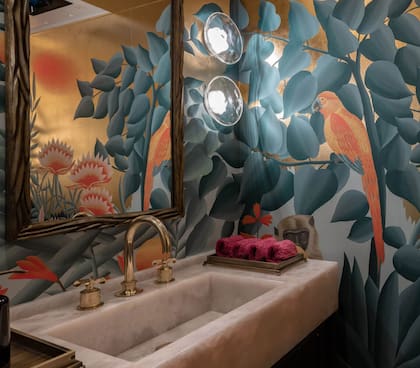 Imágenes del Pink Shadow, el imponente "superyatch" que deslumbra en el puerto de Punta del Este (foto: designunlimited.net)