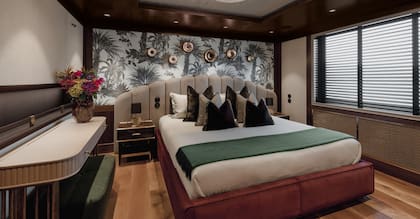 Imágenes del Pink Shadow, el imponente "superyatch" que deslumbra en el puerto de Punta del Este (foto: designunlimited.net)