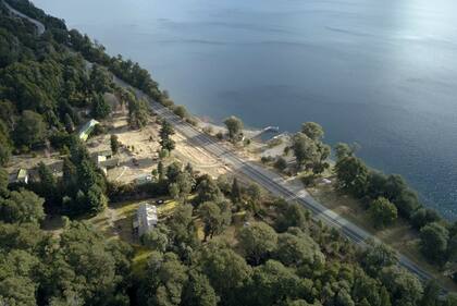 Tras el banderazo hubo un corte total de la ruta nacional 40, a la altura del lago Gutiérrez