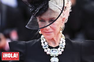 Su linaje ruso, sus hombres y los superpoderes de la dama de oro del cine