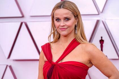 Impecable como siempre, Reese Witherspoon lució un vestido de Dior y joyas de Bvlgari