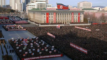Imponente desfile en Pyongyang
