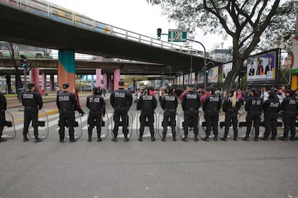 Importante operativo policial durante la marcha