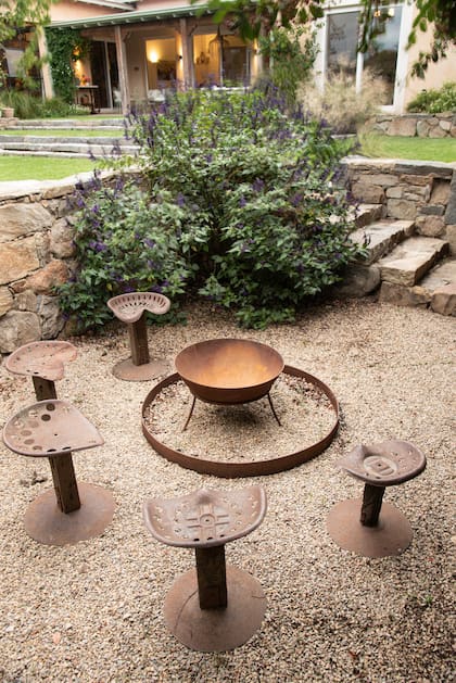 Impronta campestre en este rincón diseñado por la paisajista Tita Bustillo