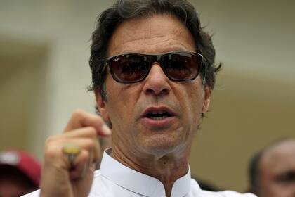 Imran Khan, hoy, después de votar