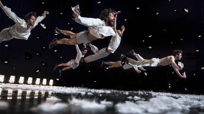 In Spite of Wishing and Waiting, espectáculo de danza del gran coreógrafo belga Wim Vandekeybus