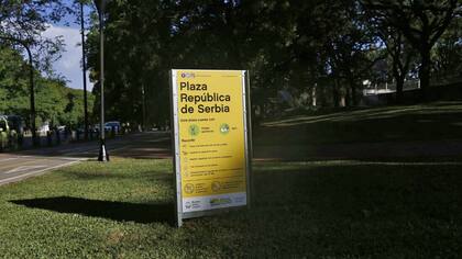 Se colocaron panes de césped y piso de goma en zona de postas aeróbicas