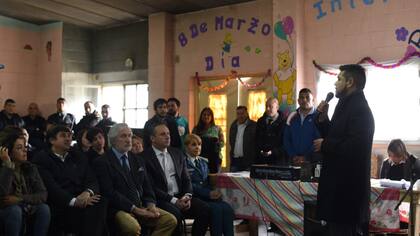 Inauguración de la biblioteca "Madres del Dolor" en el sector femenino de la Unidad 46, de San Martín.