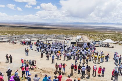Inauguración de la central fotovoltaica en Olaroz Chico