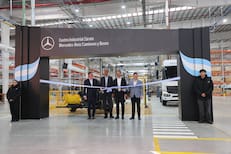 Mercedes-Benz Camiones y Buses inauguró su nueva planta en Zárate