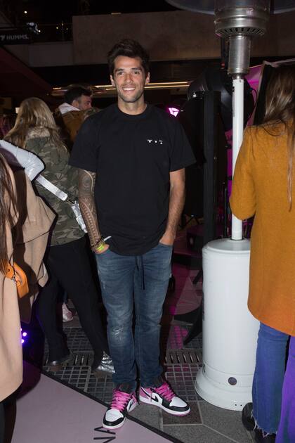 Inauguracion Pompavana local Lomas de Zamora.