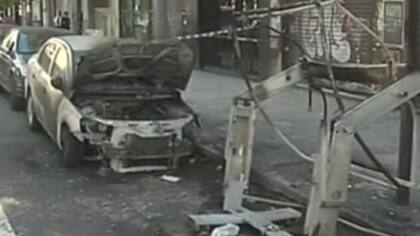 Incendiaron un contenedor y un automóvil en Balvanera