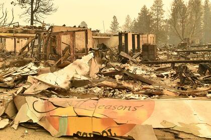 Incendio en California: el fuego avanza sin dar tregua, es el incendio forestal más mortífero en la historia del estado