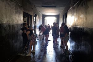 Incendiaron una escuela parroquial en Claypole y dejaron un mensaje misterioso