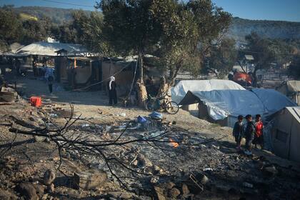 Se incendió el campo de refugiados más grande de Grecia y Europa