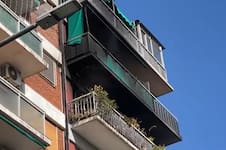 Hay un hombre con quemaduras en el 70% de su cuerpo