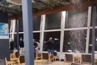 Se cayó parte del techo en Aeroparque por la tormenta en la Ciudad