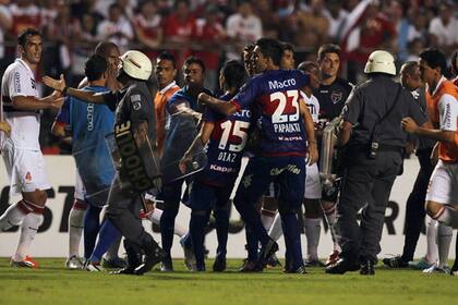 Incidentes al terminar el primer tiempo