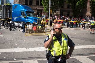 Pánico en Toronto: tiros, estampida y 4 heridos en la fiesta por el título NBA