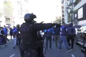 Incidentes durante una manifestación en el Sindicato de Lecheros en el barrio de Boedo