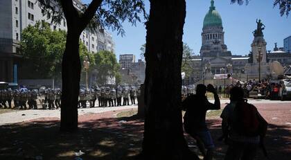 Incidentes en la plaza de los Dos Congresos