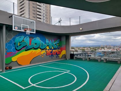 Incluye espacios de relax y deportes para los trabajadores.