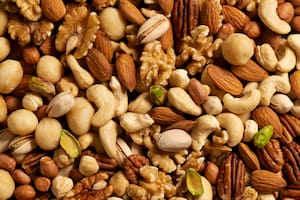 Cuáles son los frutos secos recomendados por los cardiólogos para cuidar el corazón