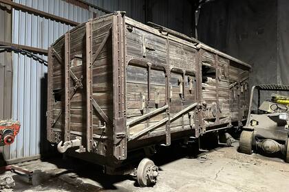 Este hallazgo resulta ser un regalo que Francia le envió a Estados Unidos en 1949 como muestra de gratitud por la ayuda recibida durante y después de la Segunda Guerra Mundial (Sociedad Histórica del Ferrocarril Unido de Nueva Jersey)