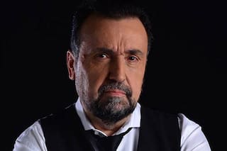 Recortes en la programación y el plan de Roberto Navarro para enfrentar el “malvado ahogo mileísta”