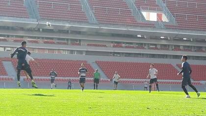 Independiente goleó a la UAI