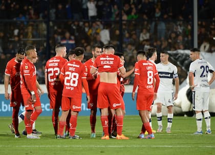 Independiente mejoró, pero terminó frustrado por la pérdida de dos puntos en el final.