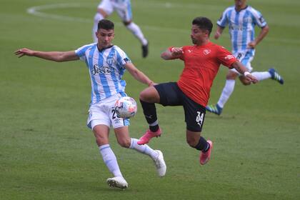 Independiente y Atlético Tucumán se enfrentan en el estadio Libertadores de América, en un encuentro válido por la duodécima fecha de la Zona B de la Copa Liga Profesional.
