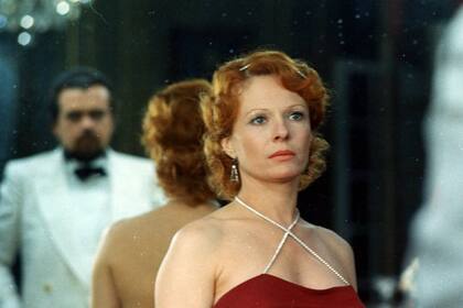 Delphine Seyrig en India Song (Marguerite Duras, 1975)