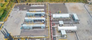 El “gasoducto virtual” que desembarcó en Indonesia para alimentar hoteles en Bali