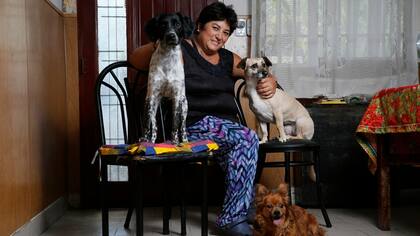 Inés Fourzans vive en Mataderos y tiene tres perras