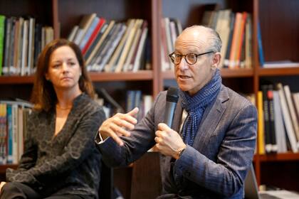 Inés Katzenstein, curadora de arte latinoamericano del MoMA, y Glenn Lowry, director del museo neoyorquino, adelantaron cómo serán los cambios que se verán a partir de octubre
