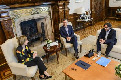 Inés Weinberg, Mauricio Macri y Germán Garavano, en la Casa Rosada