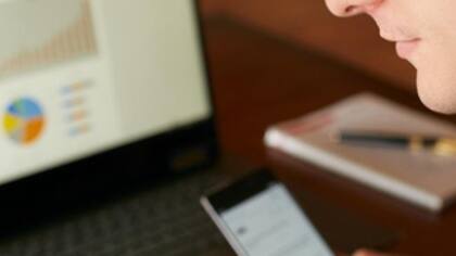 Informar a las personas de su familia también es una buena manera de cuidarlos.
Foto: iStock