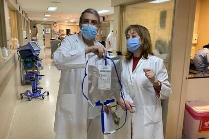 Infusión para pacientes con Covid-19 en el Sanatorio de la Trinidad