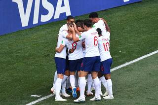 Inglaterra goleó a Panamá y se clasificó a los octavos de final