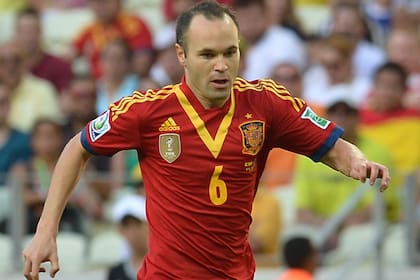 Iniesta, figura en Barcelona y en su selección