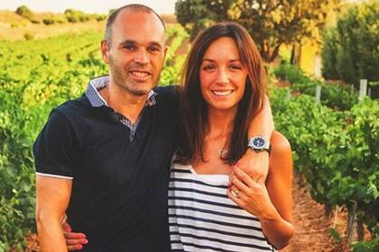 Iniesta y su mujer, Anna Ortiz