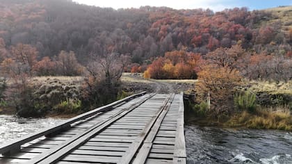 Inmediaciones al lago Tromen, una de las excursiones recomendadas en otoño